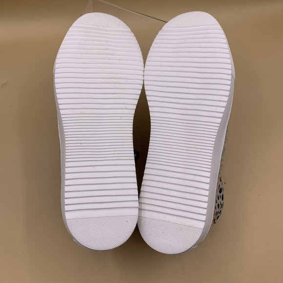 NEW Hey Dude Women's Peyton slip-on Shoes cheetah print pattern Size 8 - Picture 4 of 6